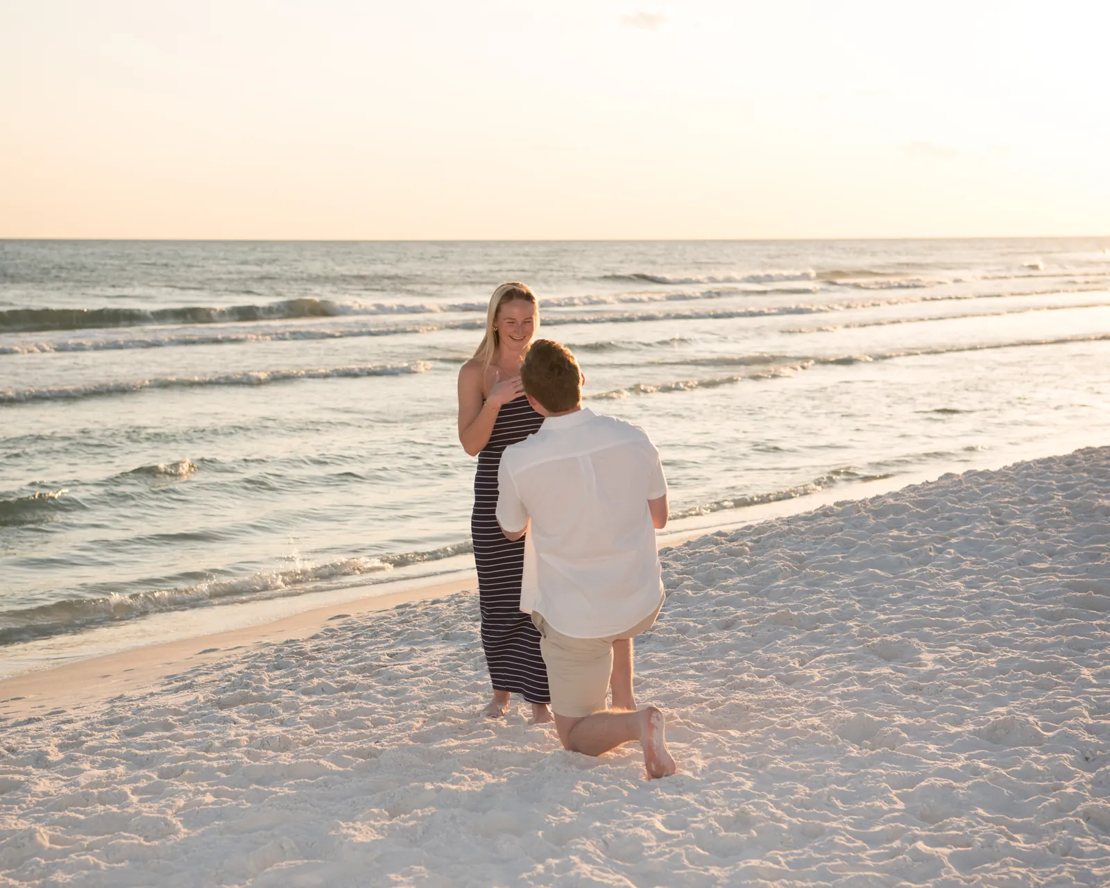 Reasons to Hire a Professional Photographer for Your Surprise Proposal at the Beach, photo 2