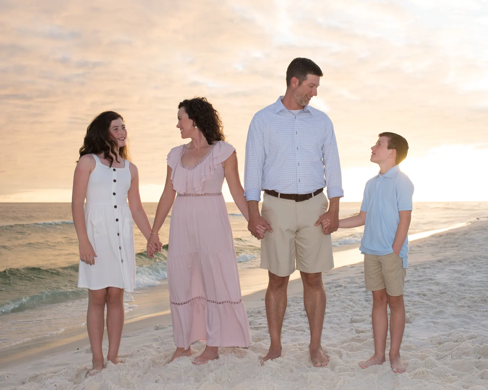 What to wear for beach portraits, photo 2